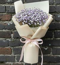 Букет цветов из:  Гипсофила в Зубовой Поляне