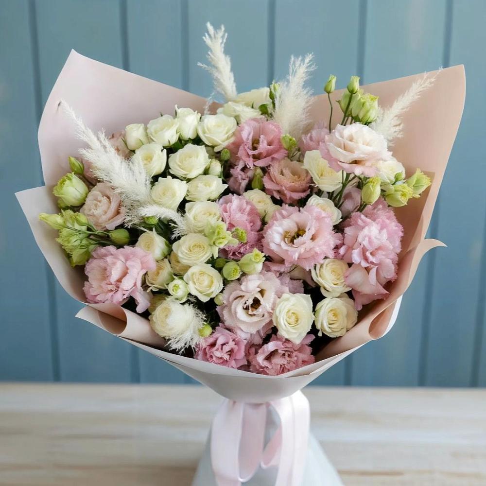 Букет цветов из: Альстромерии и Розы в Зубовой Поляне