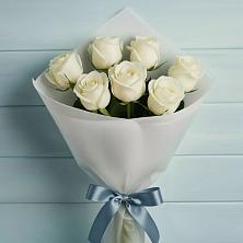 Букет 7 Белых роз Эдлесс Лав в Зубовой Поляне