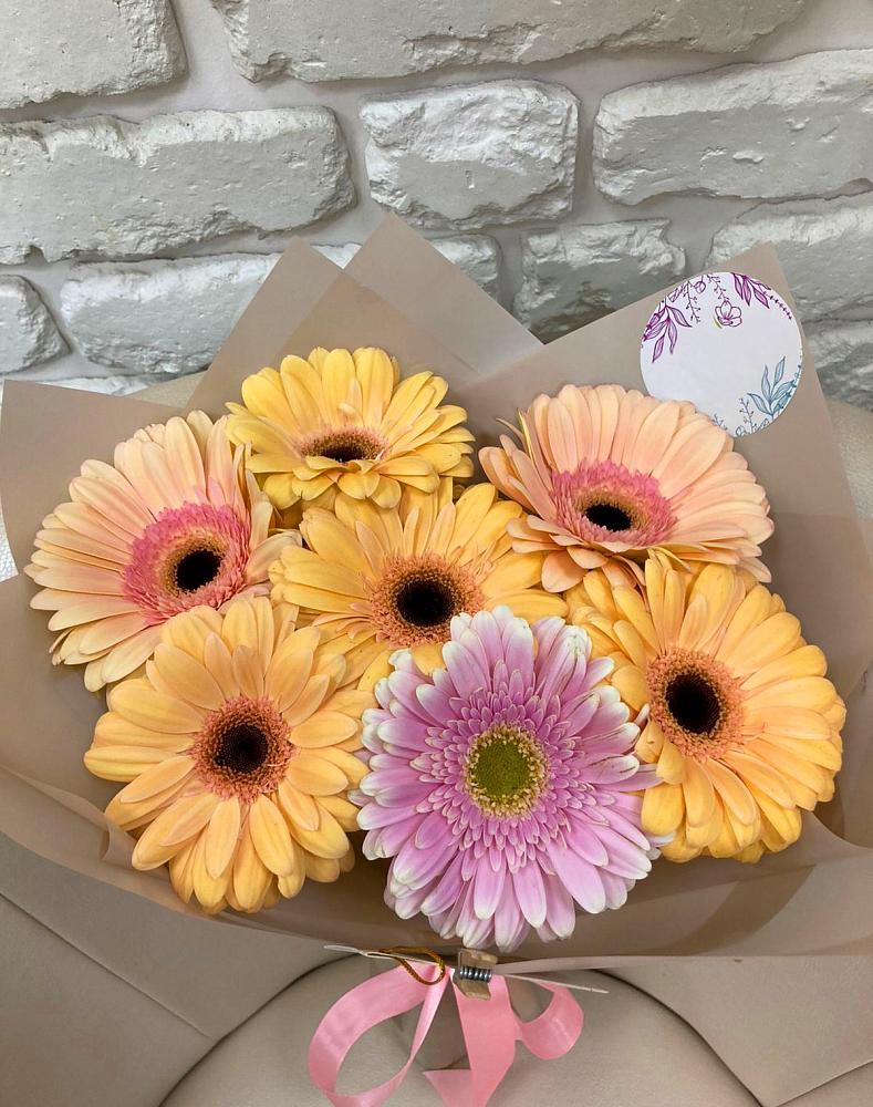 Букет цветов из: Герберы в Зубовой Поляне