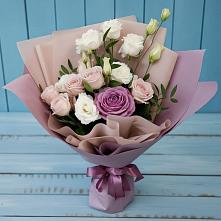 Букет цветов из:  Розы и Лизиантусы в Зубовой Поляне