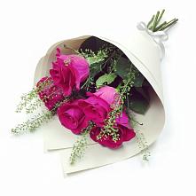 Букет цветов из:  Розы в Зубовой Поляне