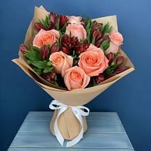 Букет цветов из:  Розы и Альстромерии в Зубовой Поляне