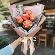 Букет цветов из:  Розы #REPLACE_PRED# Зубовой Поляне