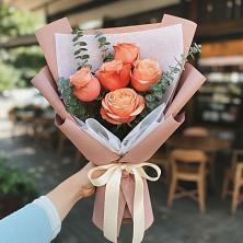 Букет цветов из:  Розы в Зубовой Поляне