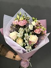Букет цветов из:  Альстромерии, Розы и Лизиантусы #REPLACE_PRED# Зубовой Поляне