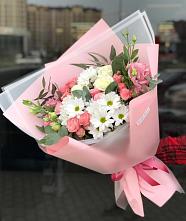 Букет цветов из:  Розы, Лизиантусы и Хризантемы в Зубовой Поляне