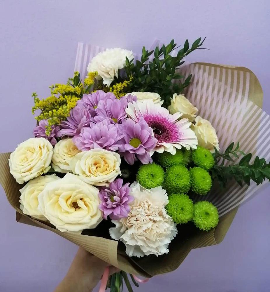 Букет цветов из: Хризантемы, Розы, Гвоздики и Герберы в Зубовой Поляне