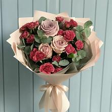 Букет цветов из:  Гвоздики и Розы #REPLACE_PRED# Зубовой Поляне