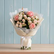 Букет цветов из:  Розы в Зубовой Поляне